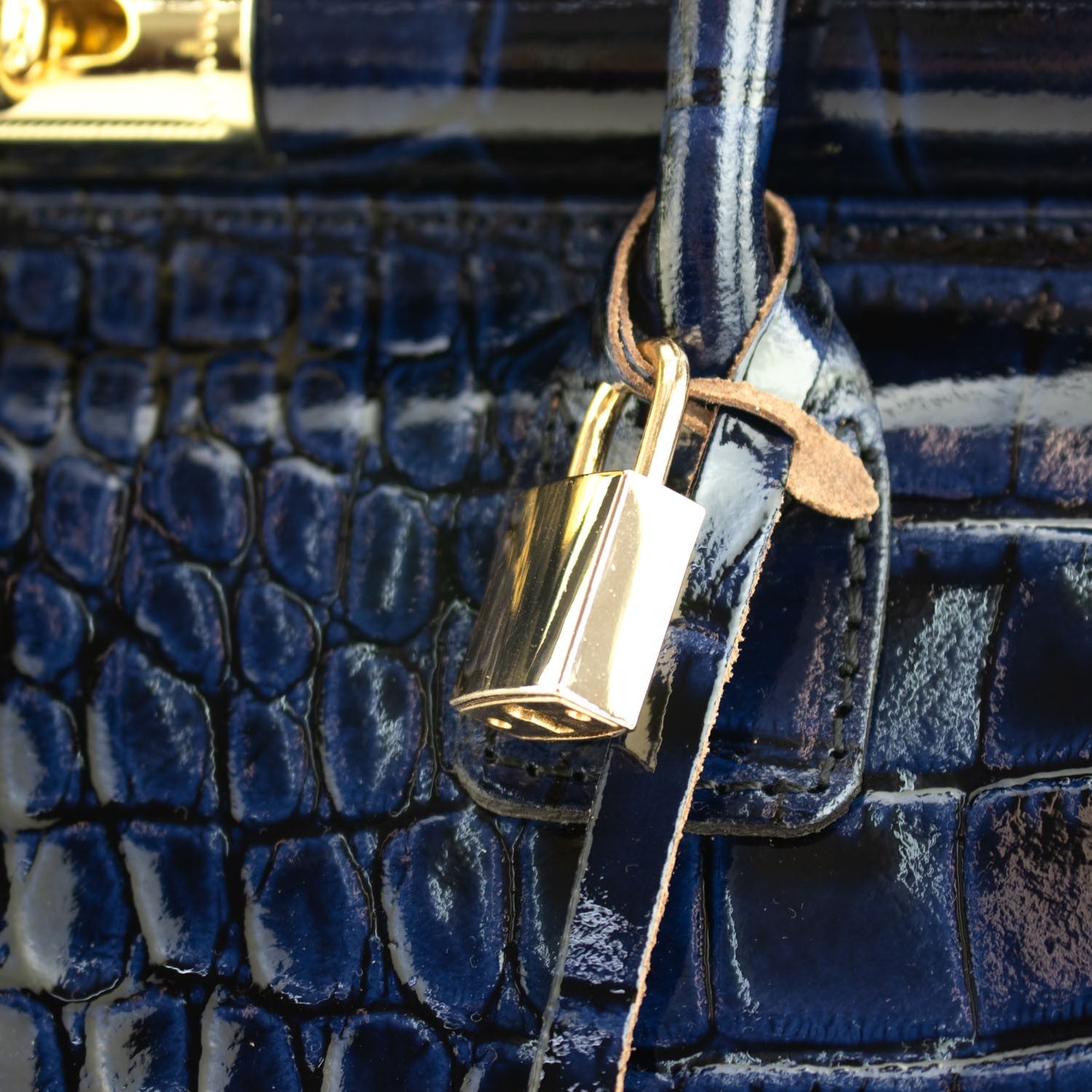 Bolso de mano en Piel Pregato Classic Special Croc Azul marino - KimondoShop